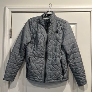 Gently worn north face quilted coat